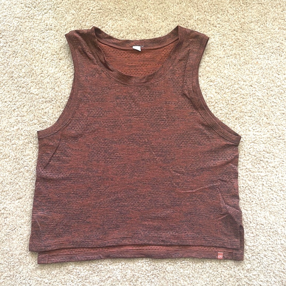 Lululemon Train to be tank